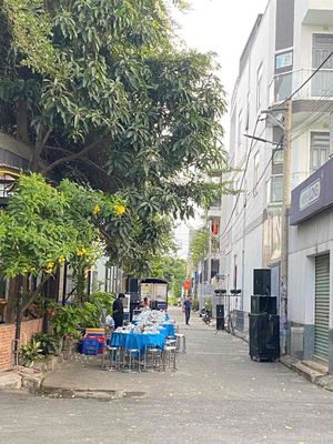 Cần bán lô đất đẹp hẻm 185 Ngô Chí Quốc. Mua bán đất tại Thành phố Thủ Đức Tp Hồ Chí Minh được đăng bởi Nguyễn thị bích tuyền