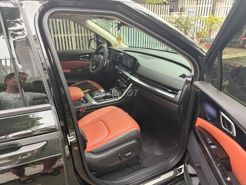 carnival 2.2D signature 2024 như moi. Mua bán Ô tô tại Quận 12 Tp Hồ Chí Minh được đăng bởi Văn Bình hình 8