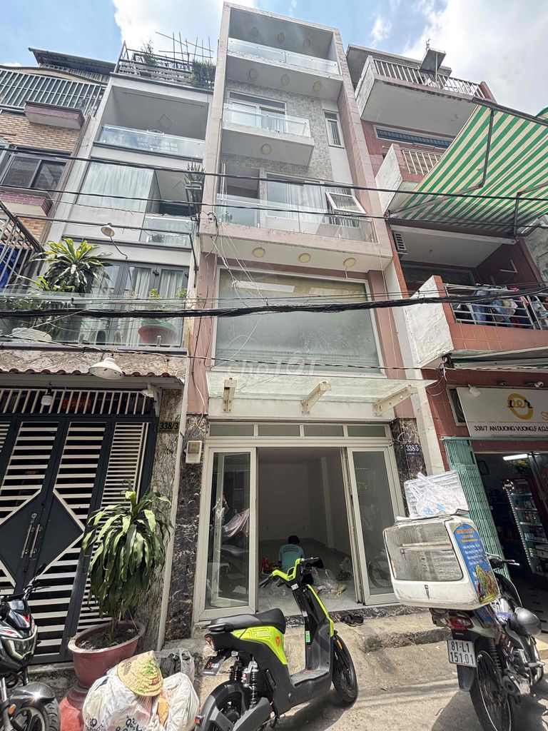 Rent · 4 bd · 40 м² · Quận 5, ул. Đường An Dương Vương