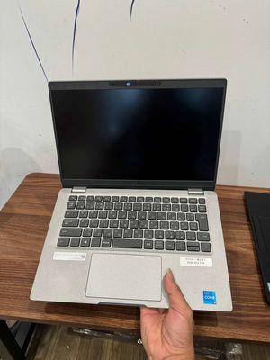 Dell latitude. Mua bán Laptop tại Quận Gò Vấp Tp Hồ Chí Minh được đăng bởi Phạm tiến dũng