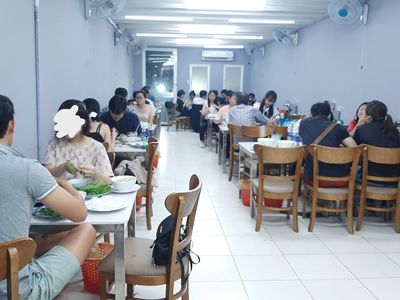 Tuyển 3 phục vụ part-time sáng tối quán lẩu