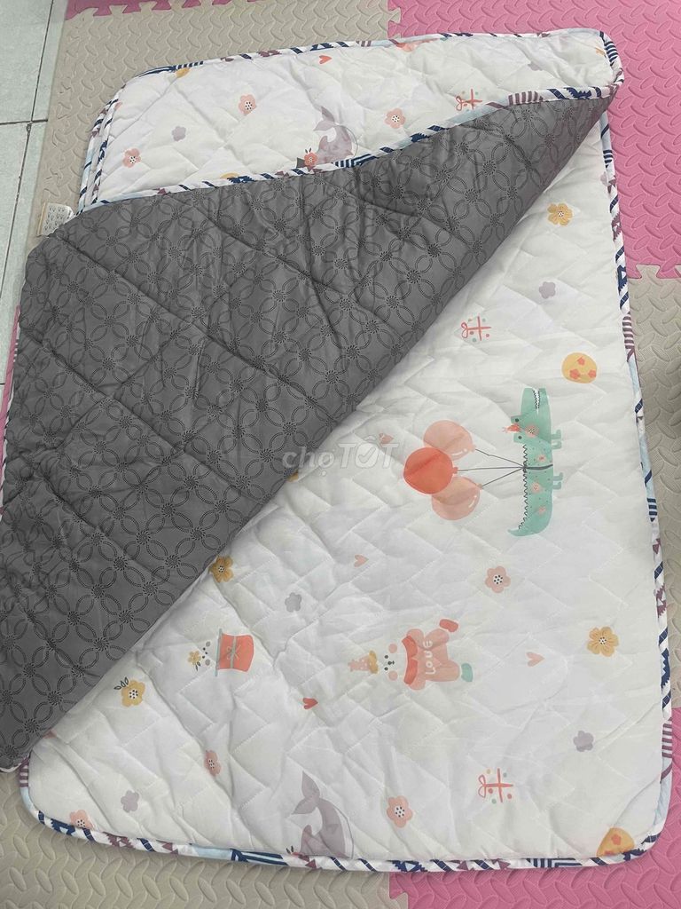 Nệm Vải Trẻ Em Trắng Xám. Mua bán Giường, chăn ga gối nệm tại Quận 3 Tp Hồ Chí Minh được đăng bởi Ngô Thị Minh hình 1