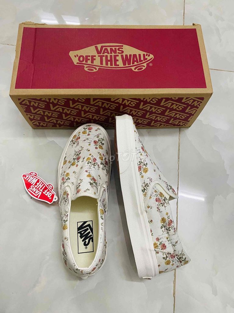 Giày nữ VANS size 37 mới 100% Xách Tay Mỹ