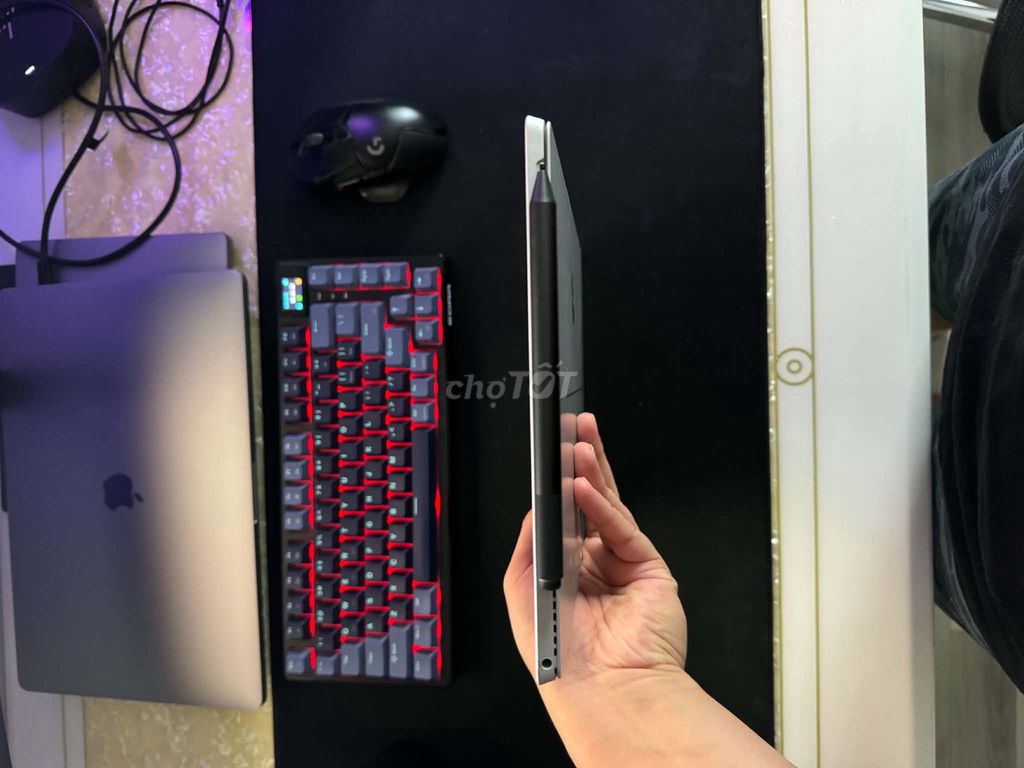 Microsoft Surface Pro 4 i5-6300U 4GB/128GB Bạc. Mua bán Máy tính bảng tại Quận 6 Tp Hồ Chí Minh được đăng bởi Hoàng Hải Nam hình 1