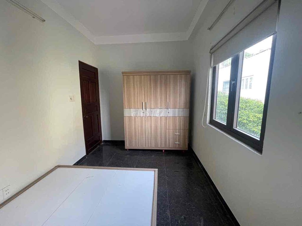 Căn hộ dịch vụ mặt tiền đường chính góc 2 mặt tiền - ảnh 3