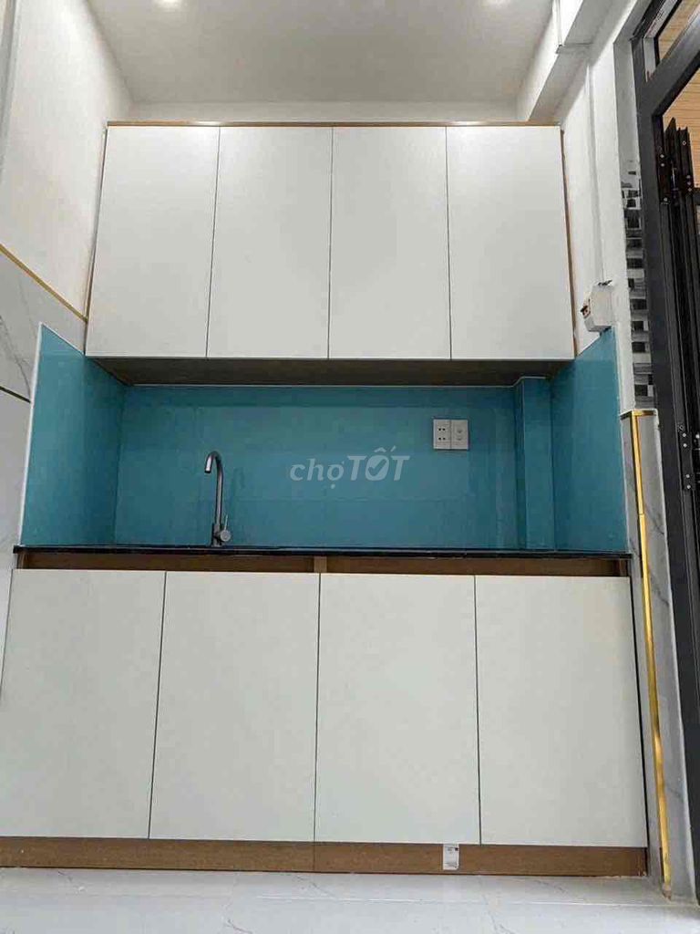 Bán nhà chính chủ mới đẹp y hình. giá re ko huy hoạch