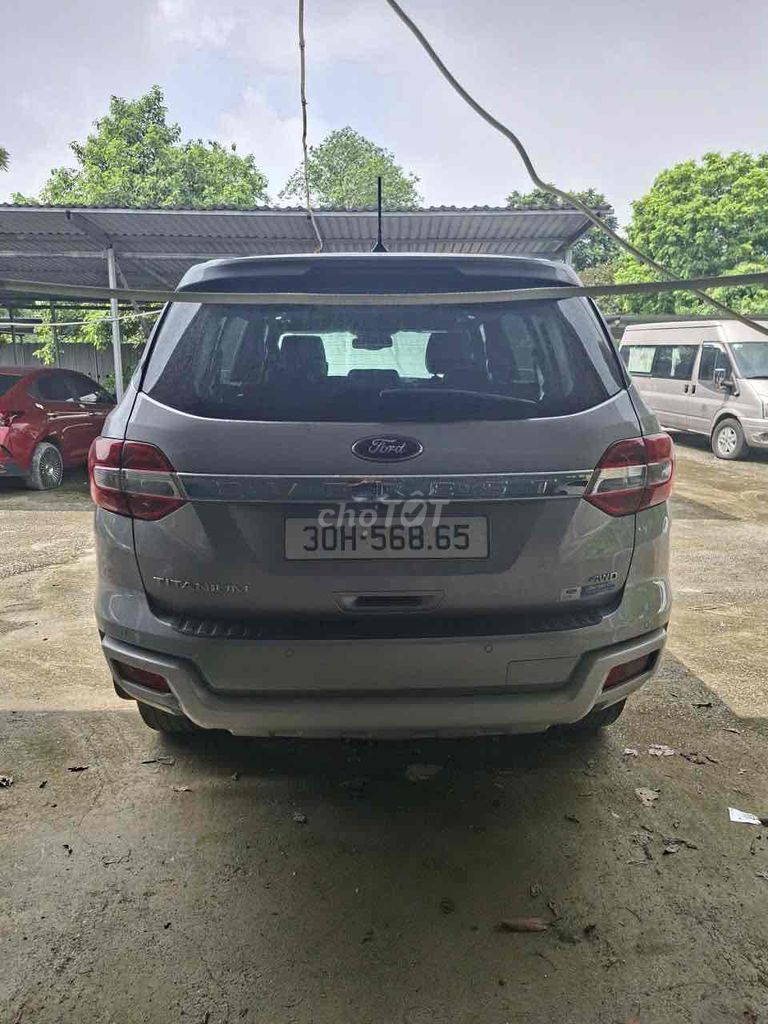 Ford Everest 2021 Titanium 2.0L 4x2 AT - 81361 km. Mua bán Ô tô tại Thành phố Hạ Long Quảng Ninh được đăng bởi Chuyên phát mại tài sản Ngân hàng hình 6