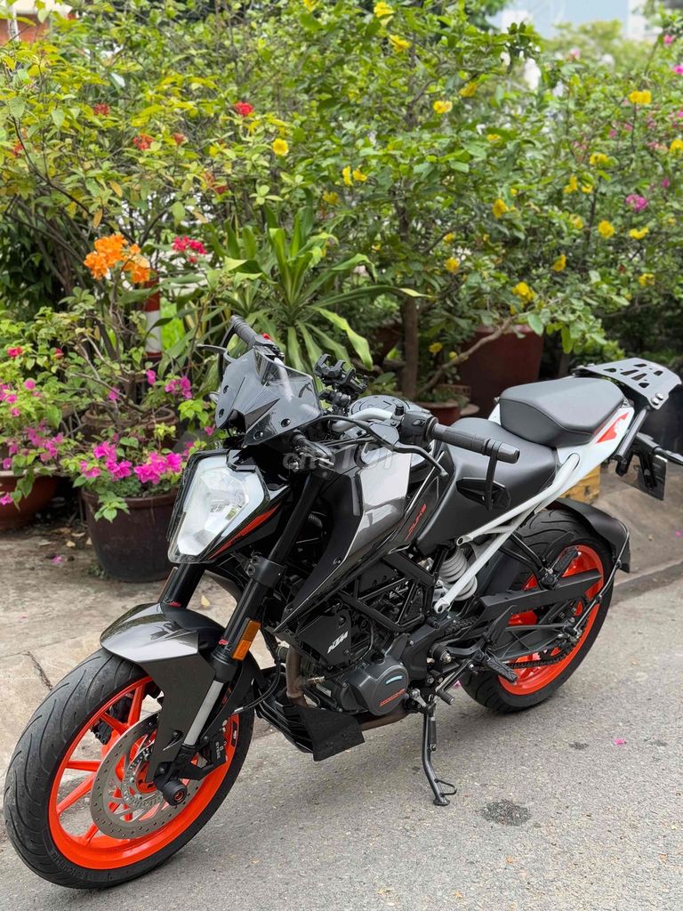 KTM duke 200 2024 odo 10k zin keng bstp chính chủ. Mua bán Xe máy tại Quận 6 Tp Hồ Chí Minh được đăng bởi TanNguyenStore  hình 4