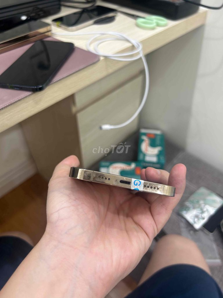 iPhone 12 Pro Max 128G quốc tế zin đẹp. Mua bán Điện thoại tại Quận Ba Đình Hà Nội được đăng bởi Lâm mobile hình 4