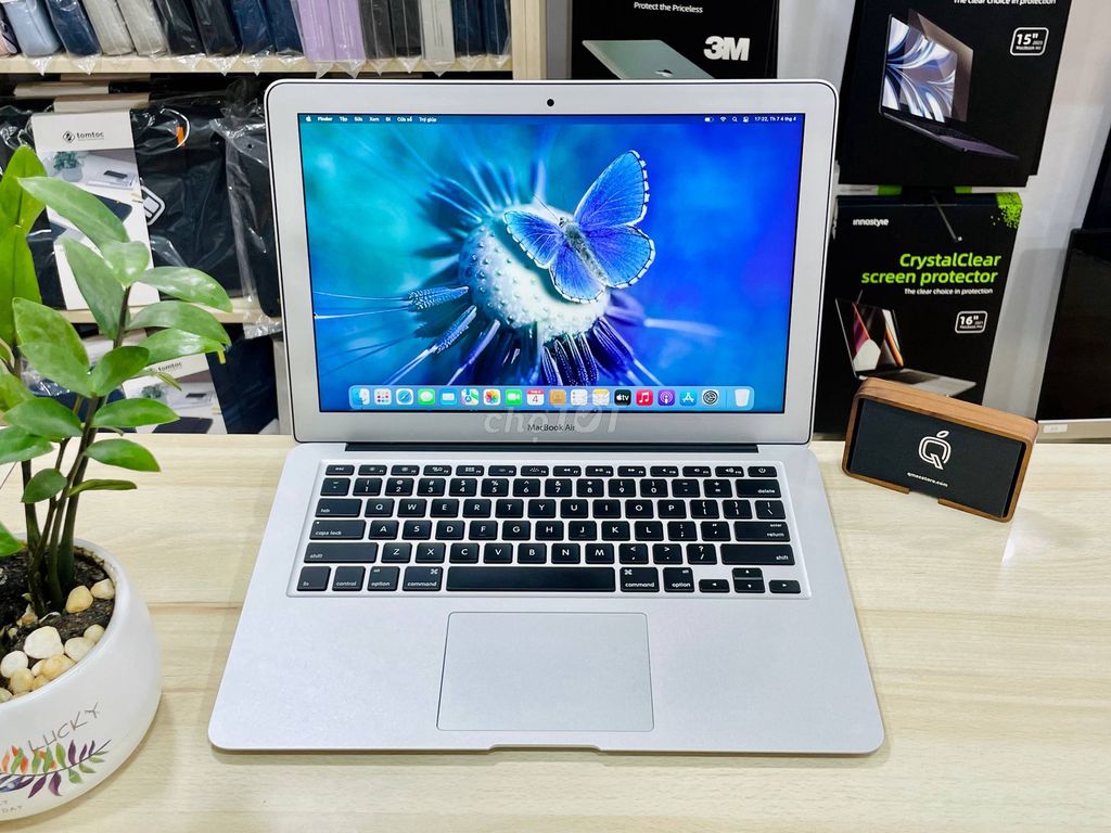 MB Air 13" i5 8GB/128GB Bạc 2017 - Giá rẻ. Mua bán Laptop tại Quận 3 Tp Hồ Chí Minh được đăng bởi QMac Store hình 1