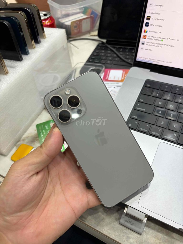 Apple iPhone 15 Pro Max 256GB Xám. Mua bán Điện thoại tại Huyện Thanh Trì Hà Nội được đăng bởi Đoàn Xuân Tùng hình 1