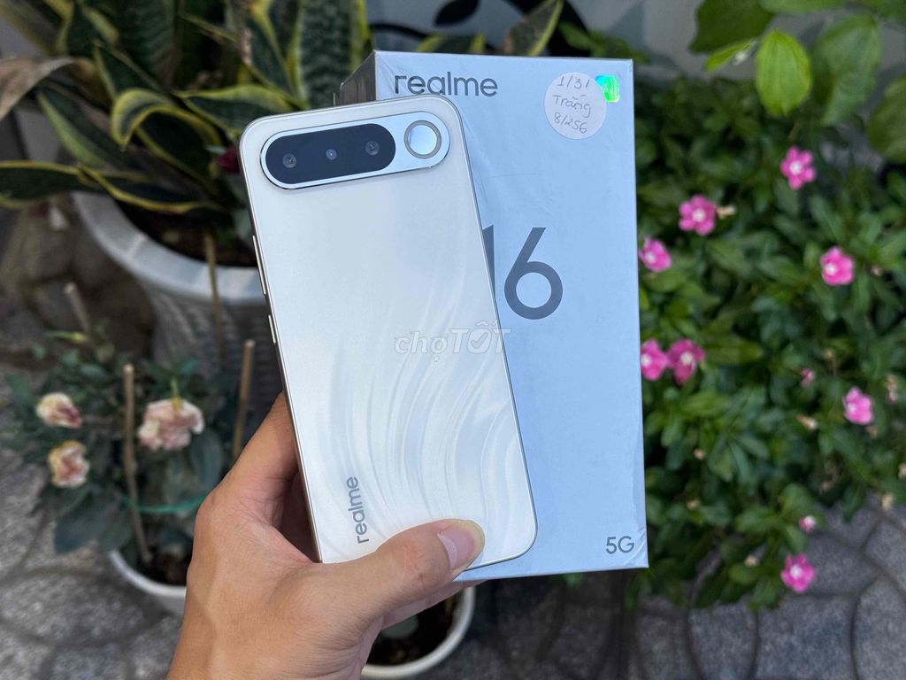 Realme 16 5G 256GB Trắng Like new. Mua bán Điện thoại tại Quận Ninh Kiều Cần Thơ được đăng bởi Tiến  hình 1