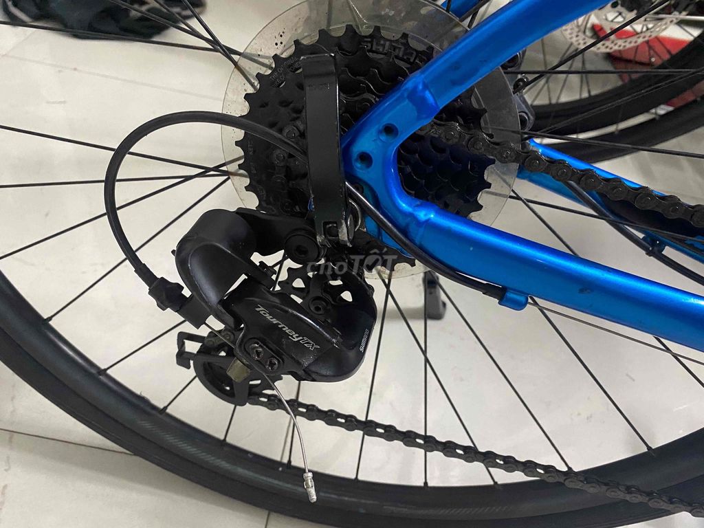 Xe đạp giant escape 2 quốc tế 3x8 phanh dầu. Mua bán Xe đạp tại Quận Hải Châu Đà Nẵng được đăng bởi bao hình 7