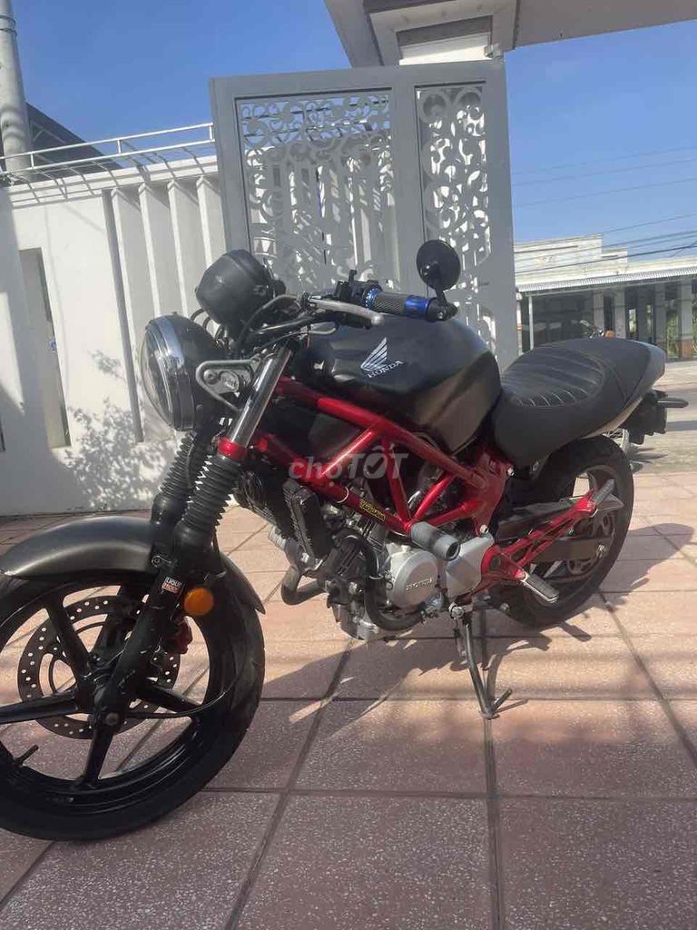 Chính chủ bán Honda vtr250 2 máy v-twin 90 độ. Mua bán Xe máy tại Huyện Dương Minh Châu Tây Ninh được đăng bởi Lê Phẩm Duy hình 6