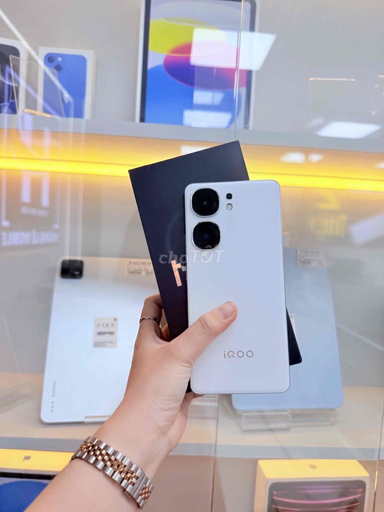 VIVO IQOO NEO 9S PRO PLUS-12/256G-Fullbox-Sẵn TB. Mua bán Điện thoại tại Thành phố Biên Hòa Đồng Nai được đăng bởi Mobile Di Động Biên Hoà hình 1