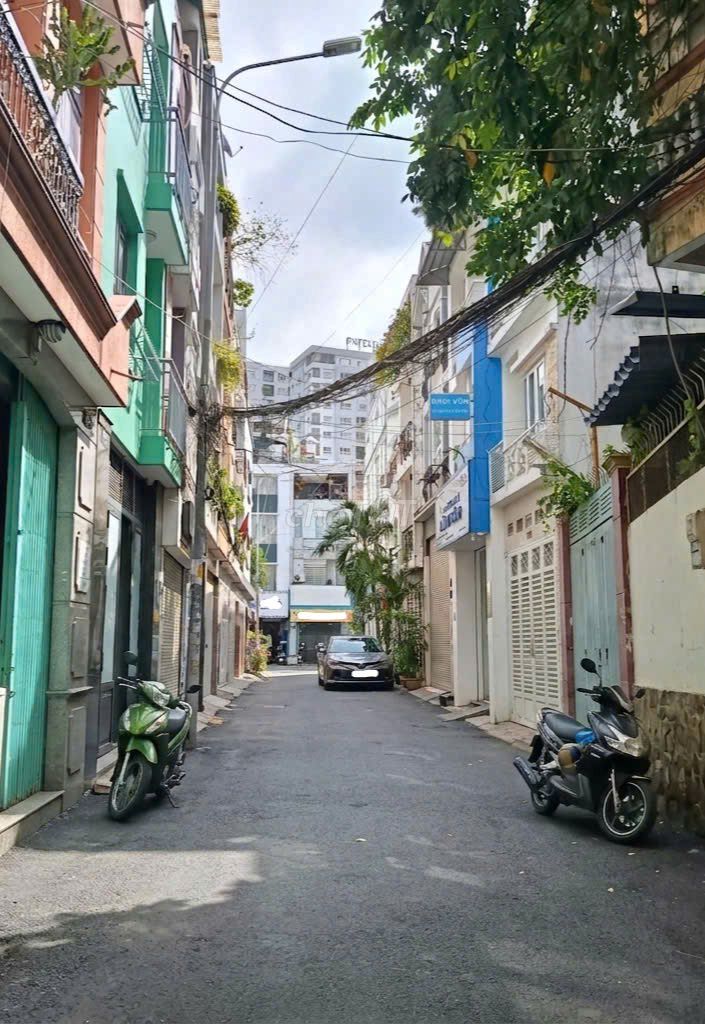 BÁN NHANH - Nhà 2Tầng x 62m² XE HƠI đậu cửa ra đường Nguyễn Trung Trực
