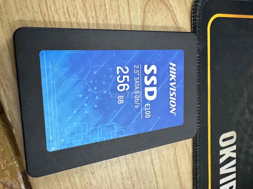 ổ cứng ssd 240g 2.5 inch