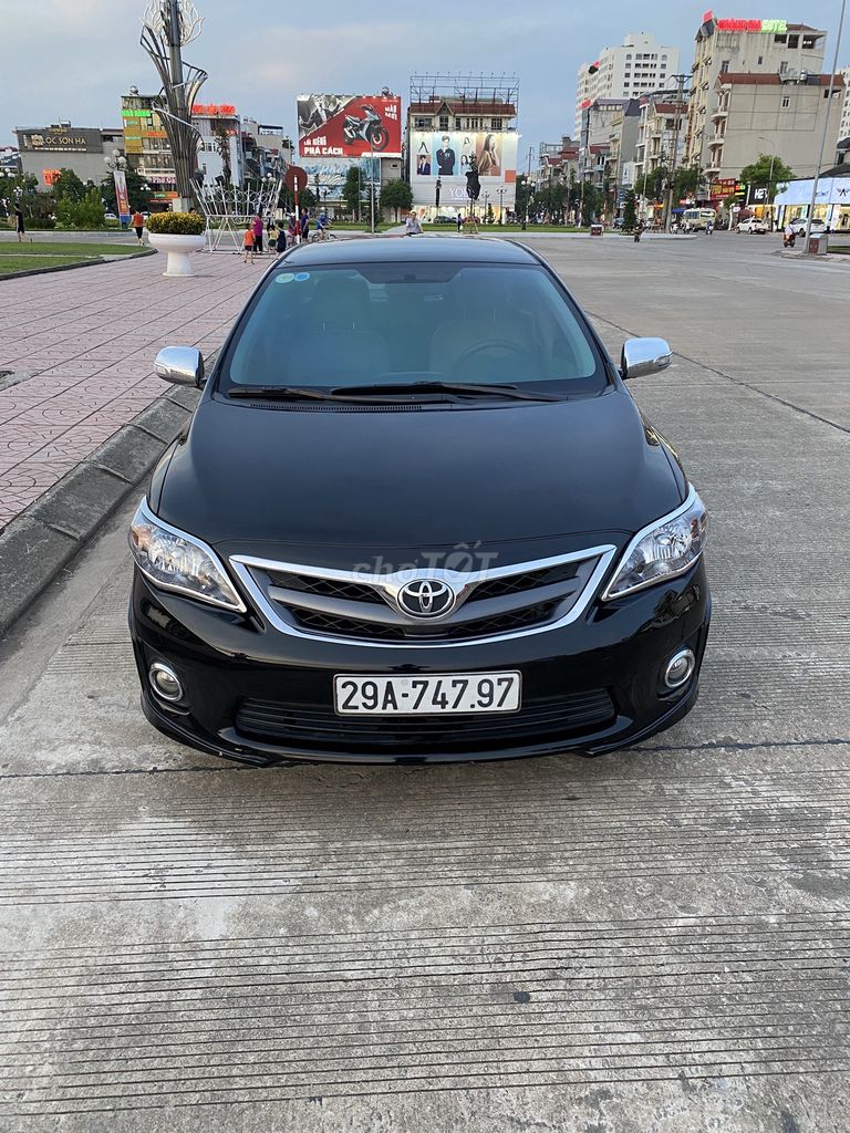 0888666111 - Toyota Corolla Altis 2013 Tự động RS rất mới