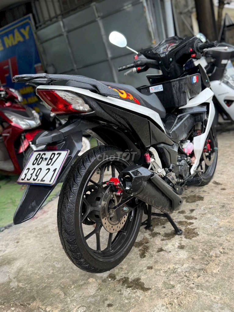 Honda Winner V1 Trắng đen Zin êm. Mua bán Xe máy tại Quận Bình Thuỷ Cần Thơ được đăng bởi Hồ Phi Tài  hình 3