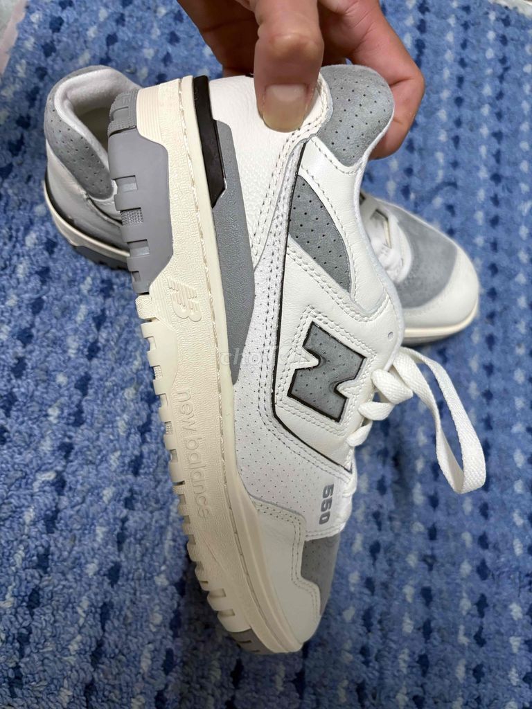 Giày thể thao New Balance 550 Nam. Mua bán Giày dép tại Thành phố Đà Lạt Lâm Đồng được đăng bởi Pham Tuyen hình 1