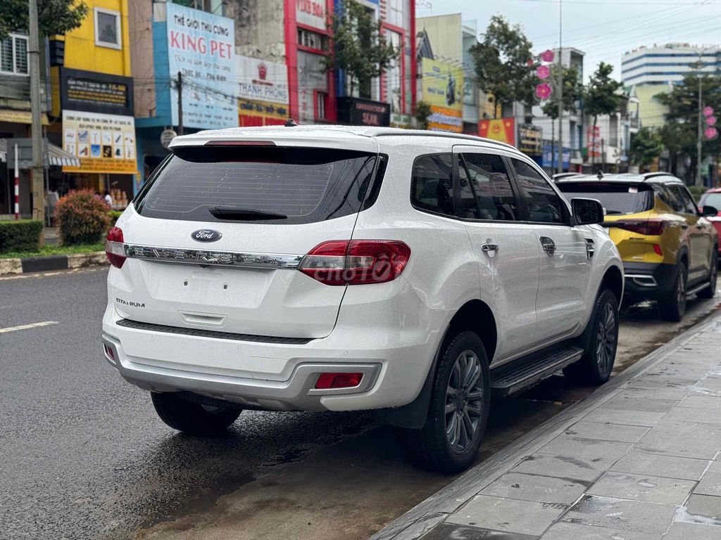 Ford Everest 2019 titanium 2.0L AT - 128000 km. Mua bán Ô tô tại Thành phố Pleiku Gia Lai được đăng bởi Đào Thanh Tài hình 16