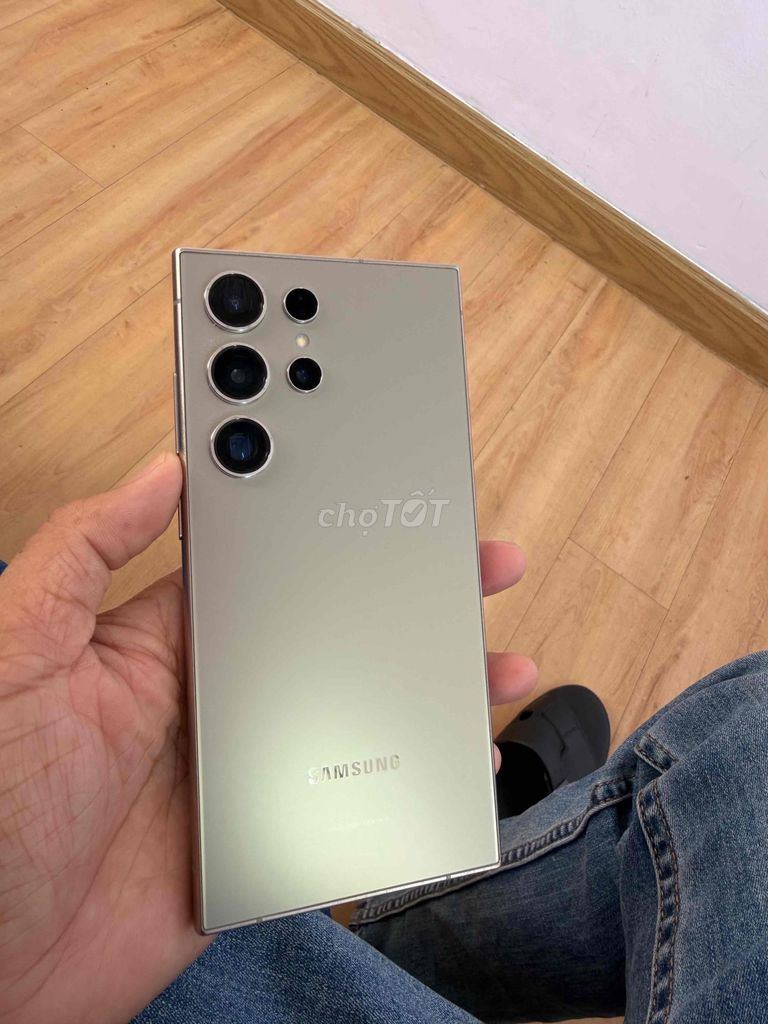Samsung S24 Ultra Bạc Đã sử dụng. Mua bán Điện thoại tại Quận 6 Tp Hồ Chí Minh được đăng bởi Phạm Khanh hình 1