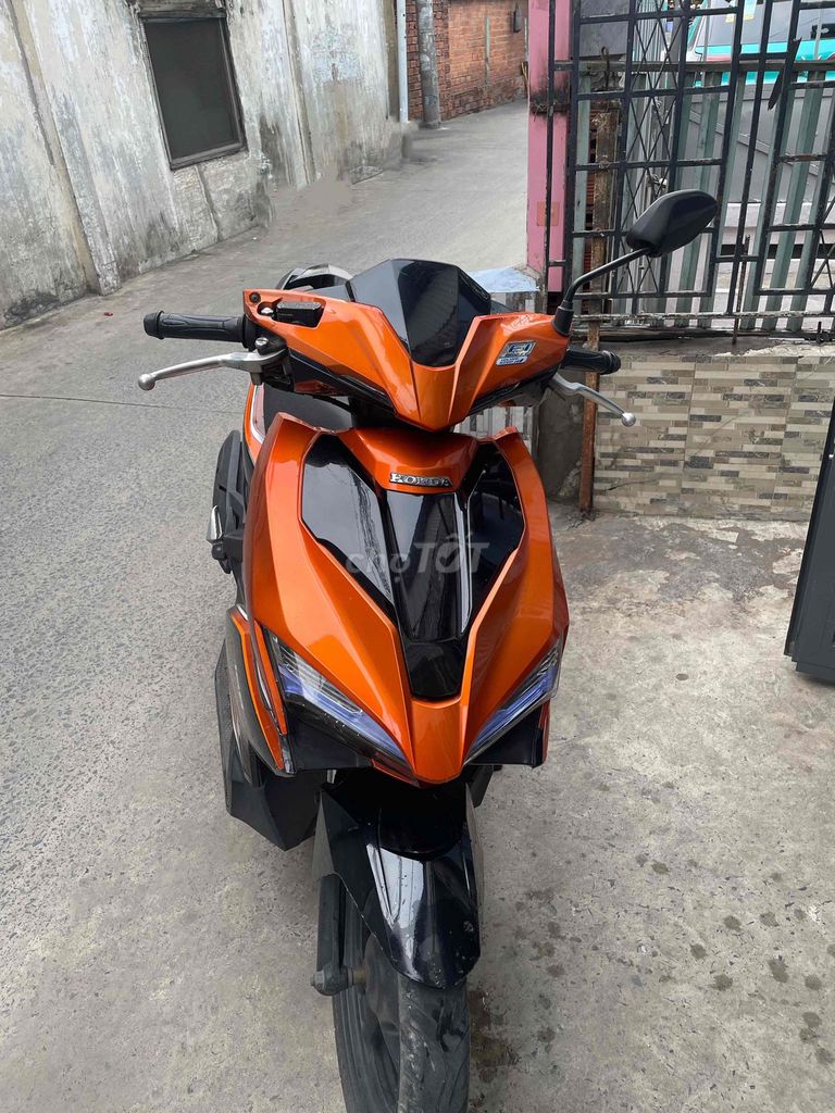 Скутер с воздушным лезвием Honda