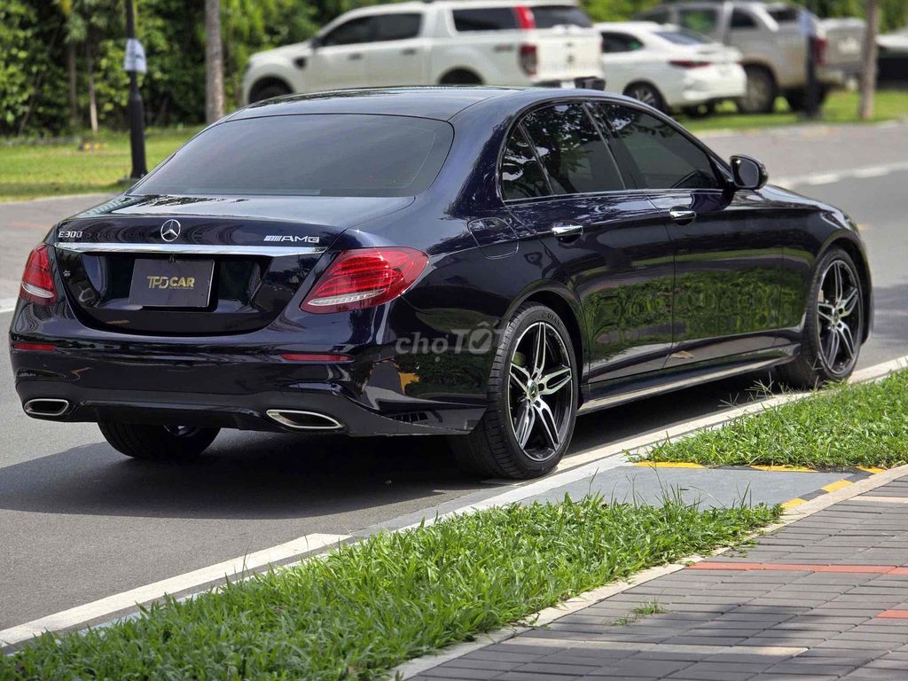 Mercedes Benz E300 AMG - 22.222 Km. Mua bán Ô tô tại Quận Bình Tân Tp Hồ Chí Minh được đăng bởi Lê Minh Quý hình 6