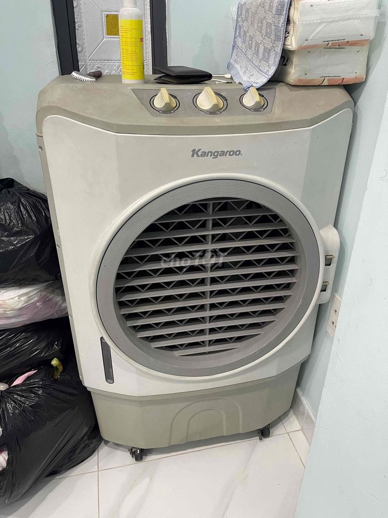 Quạt hơi nước Kangaroo Trắng, Xám. Mua bán Quạt tại Huyện Đức Hòa Long An được đăng bởi Nghĩa hình 1