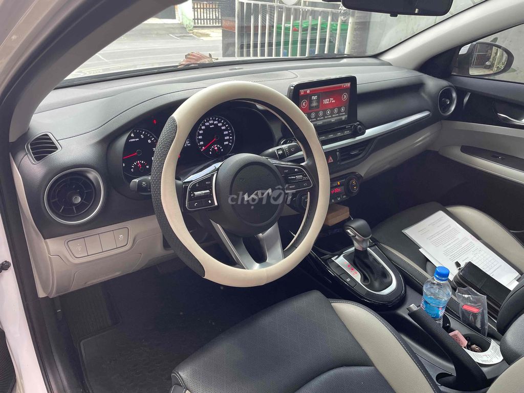 Kia K3 2024 Luxury 1.6 AT - 5000 km. Mua bán Ô tô tại Thành phố Biên Hòa Đồng Nai được đăng bởi Nguyễn Lin Hai hình 4