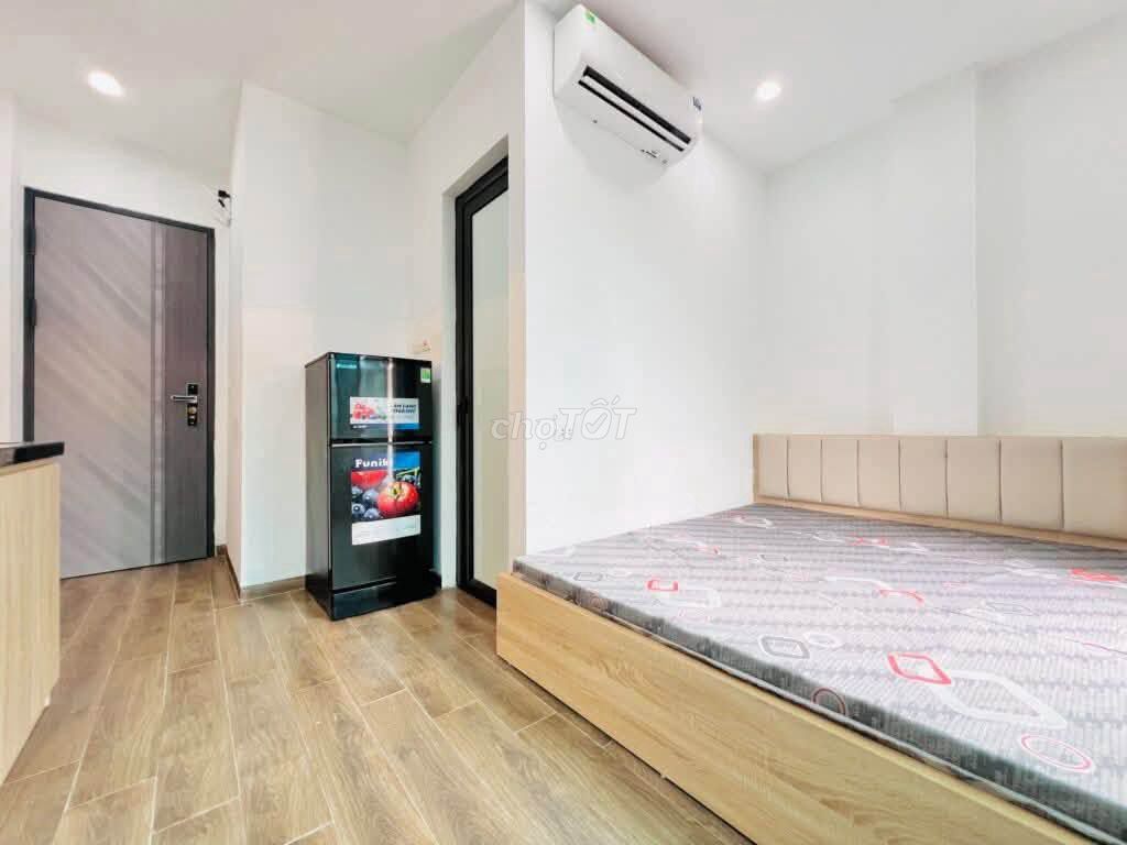 Phòng trọ full nội thất gần Ngoại Thương, Đường Láng