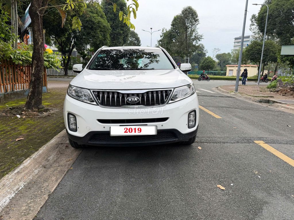 Kia Sorento 2019 2.4 GAT Deluxe - 82000 km. Mua bán Ô tô tại Huyện Củ Chi Tp Hồ Chí Minh được đăng bởi Huỳnh Duy hình 1