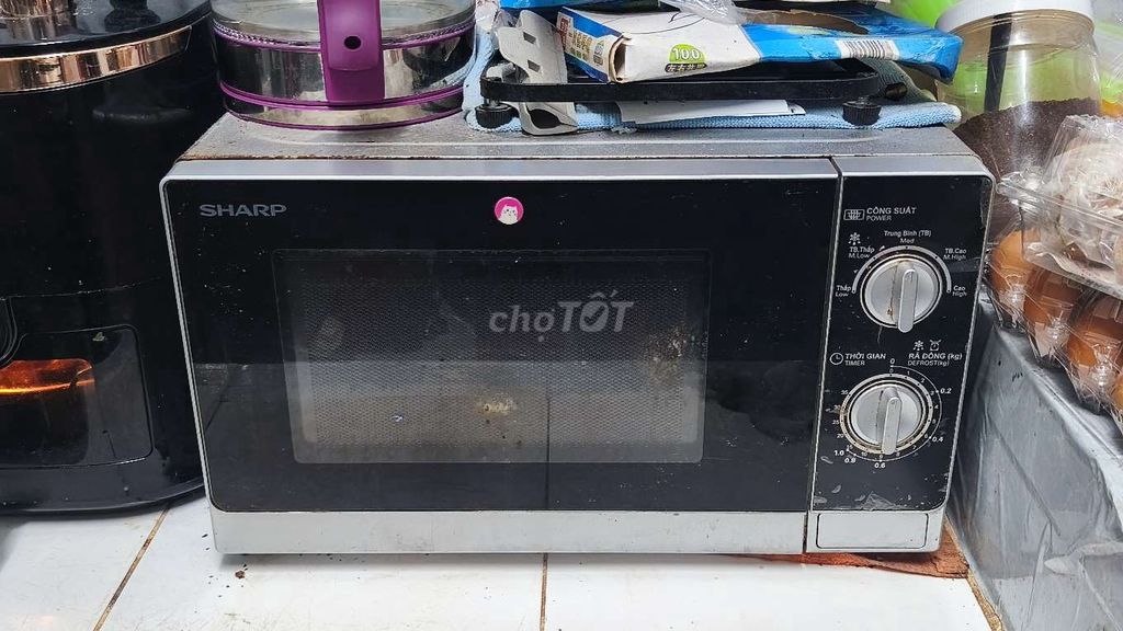 Thành lý lò vi sóng Sharp Đen Bạc đã qua sử dụng. Mua bán Bếp, lò, đồ điện nhà bếp tại Quận 5 Tp Hồ Chí Minh được đăng bởi TKPA hình 1