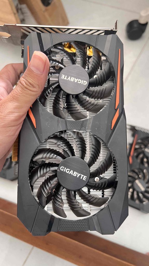 Card đồ họa Gigabyte 1050ti Đen, Cam. Mua bán Linh kiện (RAM, Card...) tại Thị xã Bến Cát Bình Dương được đăng bởi Lâm hà hình 1