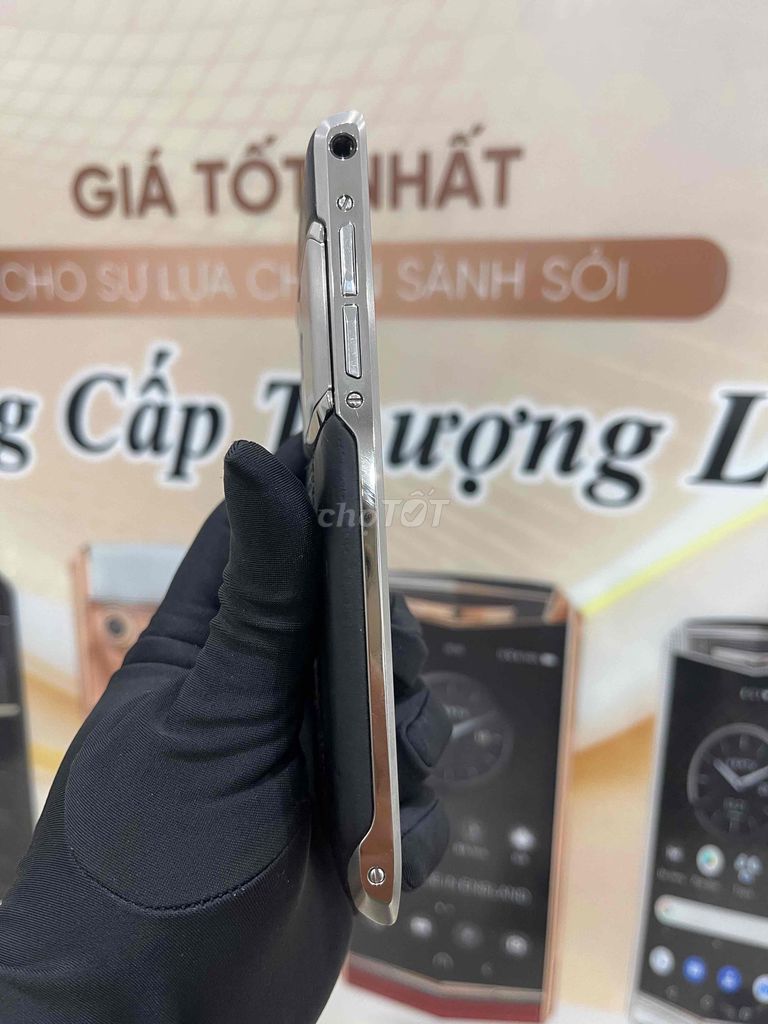 Vertu Touch 2 Cánh – Biểu Tượng Của Sự Đẳng Cấp. Mua bán Điện thoại tại Quận Đống Đa Hà Nội được đăng bởi Rồng Luxury hình 4