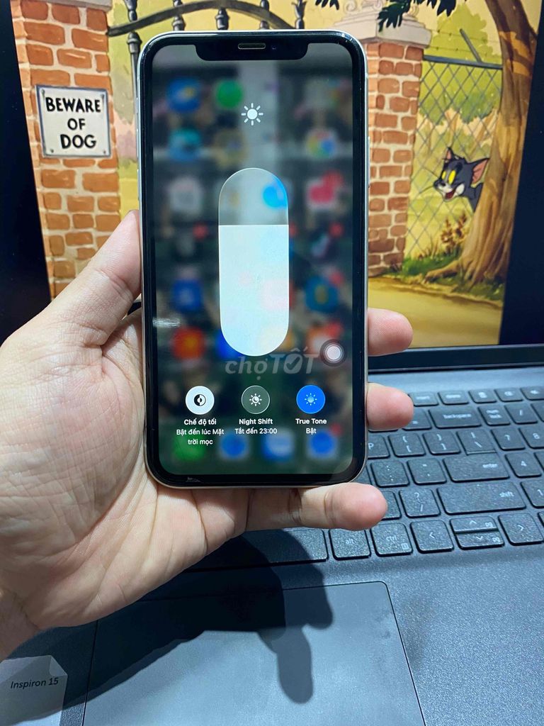 Apple iPhone 11 64GB Trắng Quốc tế Màn zin. Mua bán Điện thoại tại Quận Bình Thuỷ Cần Thơ được đăng bởi Tiệm Đồ Si Chính Hãng hình 1