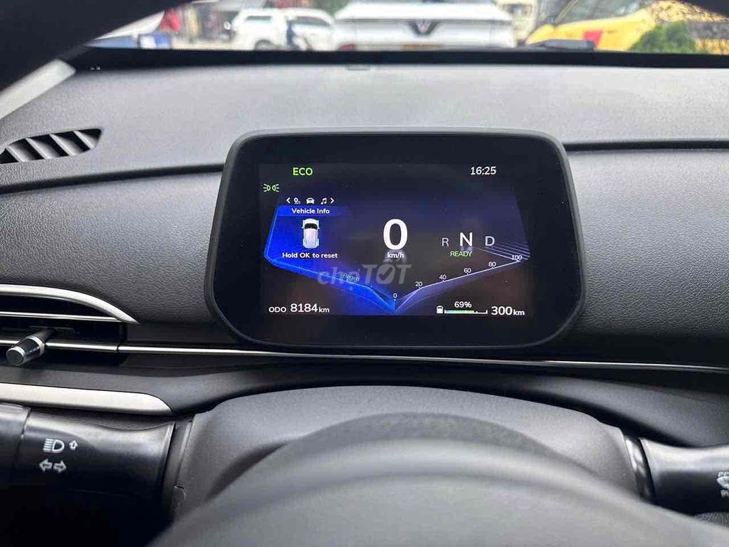 VinFast VF5 Plus 2025 - 8000 km Mua Pin. Mua bán Ô tô tại Quận Long Biên Hà Nội được đăng bởi Phát Vũ Vinfast hình 1