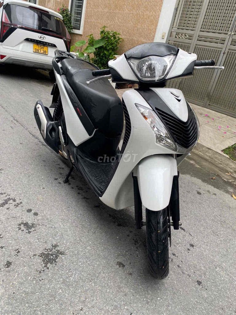 Honda sh chính chủ đời cao zin đẹp mê ly. Mua bán Xe máy tại Quận Hồng Bàng Hải Phòng được đăng bởi Ly  hình 5