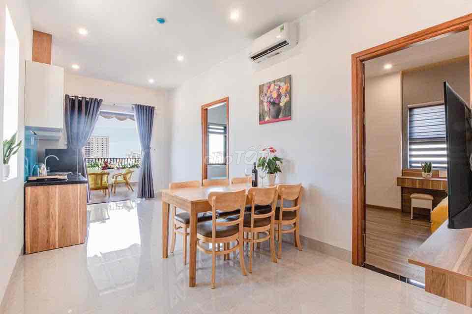 căn hộ 2 phòng ngủ ban công rộng gần biển Mỹ Khê