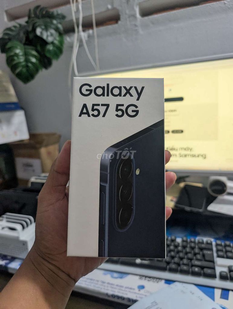Samsung Galaxy A57 5G 128GB Xanh Navy. Mua bán Điện thoại tại Huyện Cái Bè Tiền Giang được đăng bởi Arsene Chau hình 1