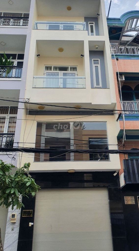 Аренда · 4 комн. · 64 м² · Quận Phú Nhuận, ул. Đường Đặng Văn Ngữ