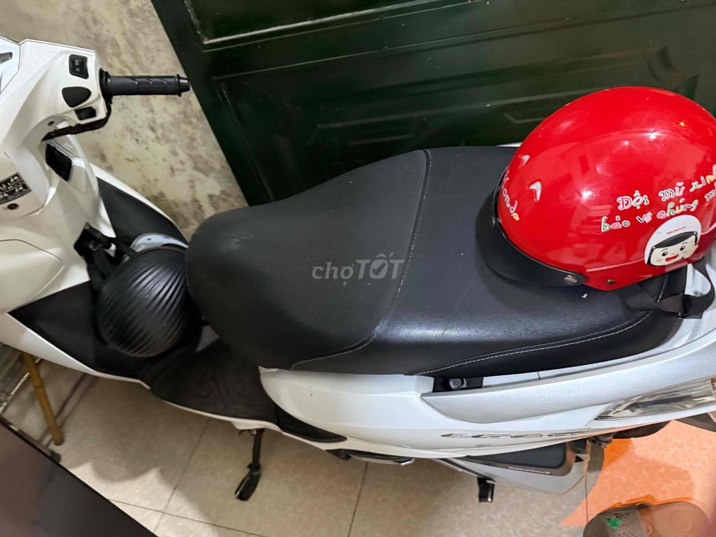 Honda Vision 2022 белый 42000 км