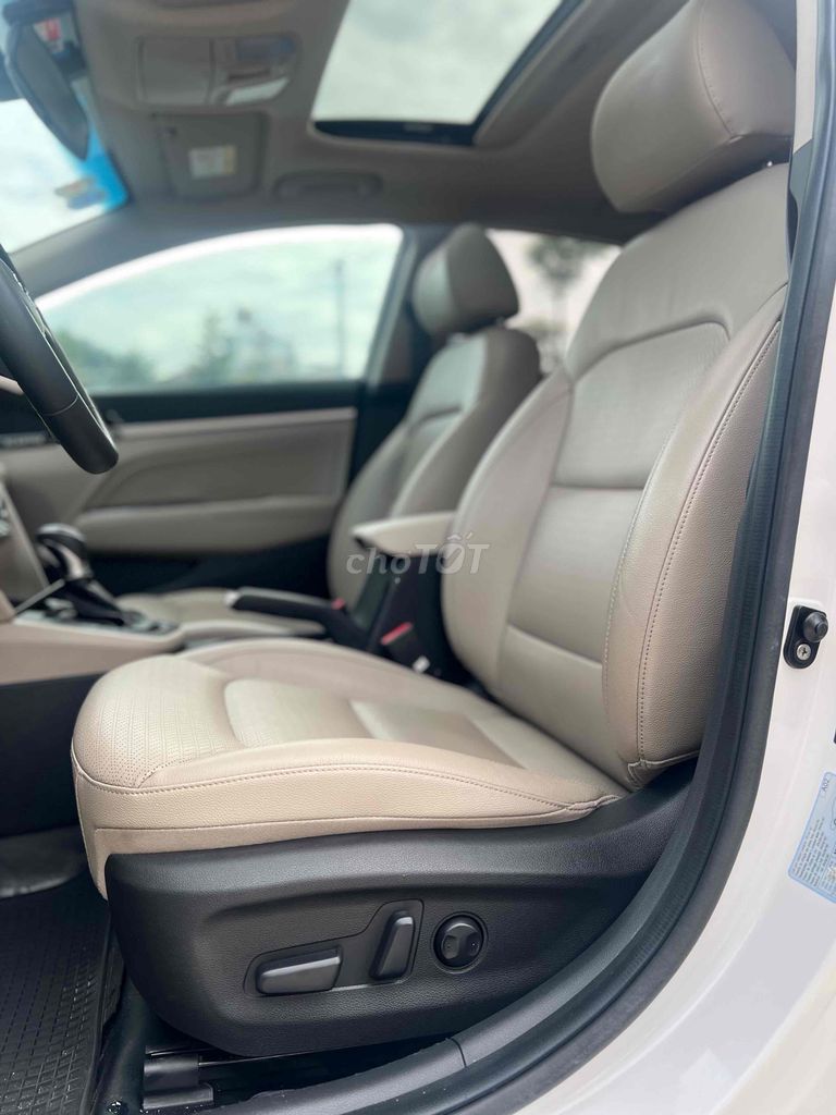 Hyundai Elantra 2019 2.0AT - 67000 km siêu đẹp. Mua bán Ô tô tại Thành phố Dĩ An Bình Dương được đăng bởi Dương hình 13