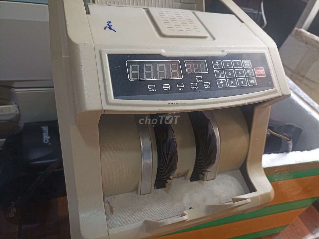 Máy đếm tiền màu Kem đã qua sử dụng. Mua bán Đồ dùng văn phòng tại Quận Gò Vấp Tp Hồ Chí Minh được đăng bởi AThu nk hình 1