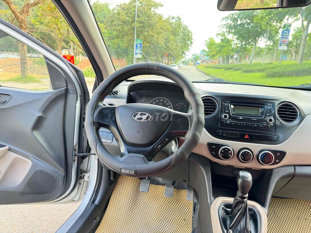 Hyundai Grand i10 2015 1.0 Base - 160000 km. Mua bán Ô tô tại Huyện Sóc Sơn Hà Nội được đăng bởi Anh Chiến hình 9
