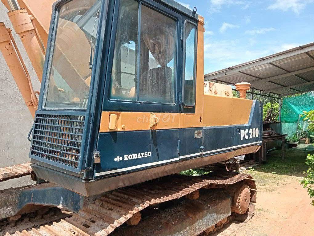 Bán xe múc KOMATSU. Mua bán Phương tiện khác tại Thị xã La Gi Bình Thuận được đăng bởi Nhật Tuyền hình 1