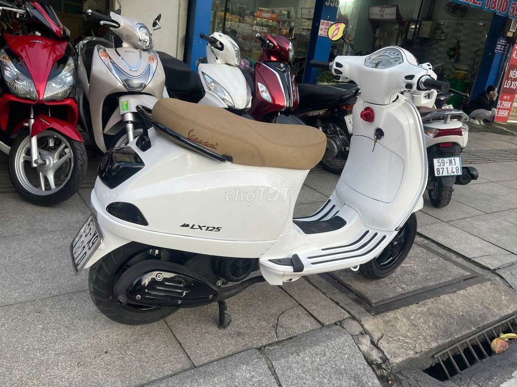 Piaggio vespa LX 2012 mới 90% biển số thành phố. Mua bán Xe máy tại Quận Tân Phú Tp Hồ Chí Minh được đăng bởi Tuanduy hình 5