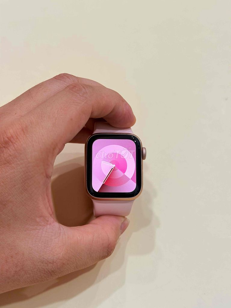Apple Watch SE 40mm GPS Màu Hồng. Mua bán Thiết bị đeo thông minh tại Quận Bình Thạnh Tp Hồ Chí Minh được đăng bởi Đức Phong hình 1