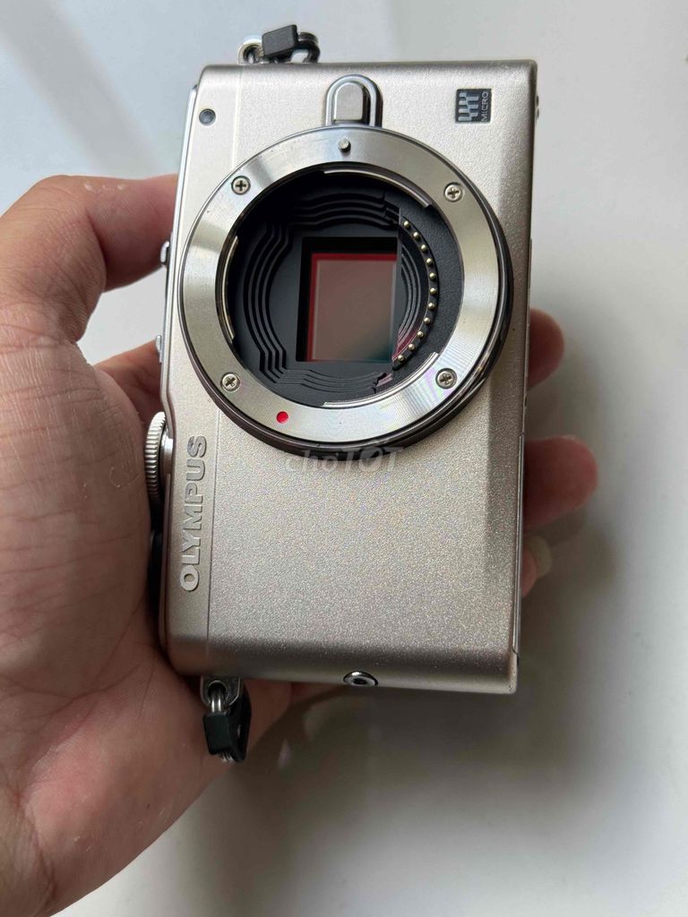 Body Máy ảnh Olympus PEN Lite E-PL6 Rất đẹp. Mua bán Máy ảnh, Máy quay tại Quận Phú Nhuận Tp Hồ Chí Minh được đăng bởi  Trung Nguyen Phan hình 1