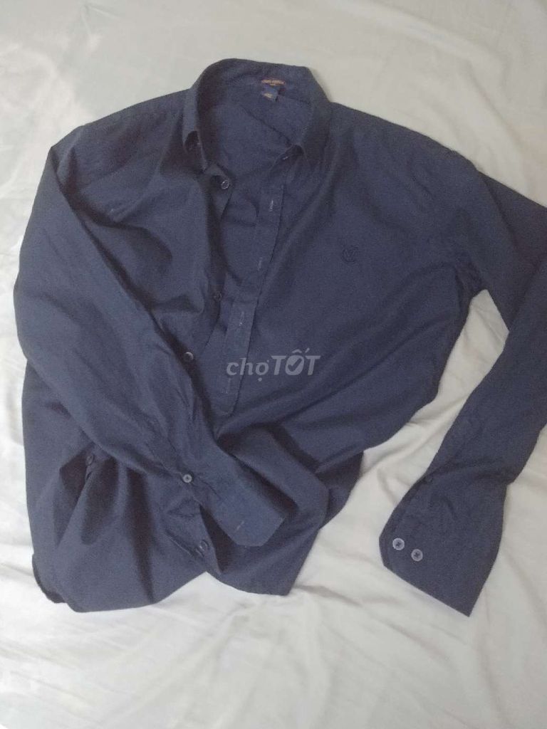 Áo sơ mi Louis Vuitton Nam Đen. Mua bán Quần áo tại Huyện Bình Chánh Tp Hồ Chí Minh được đăng bởi do quan huy hình 1